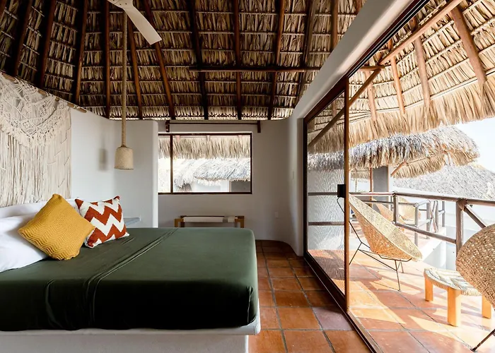 Casa Nopal-Private Pool, Chic, Steps From Beach